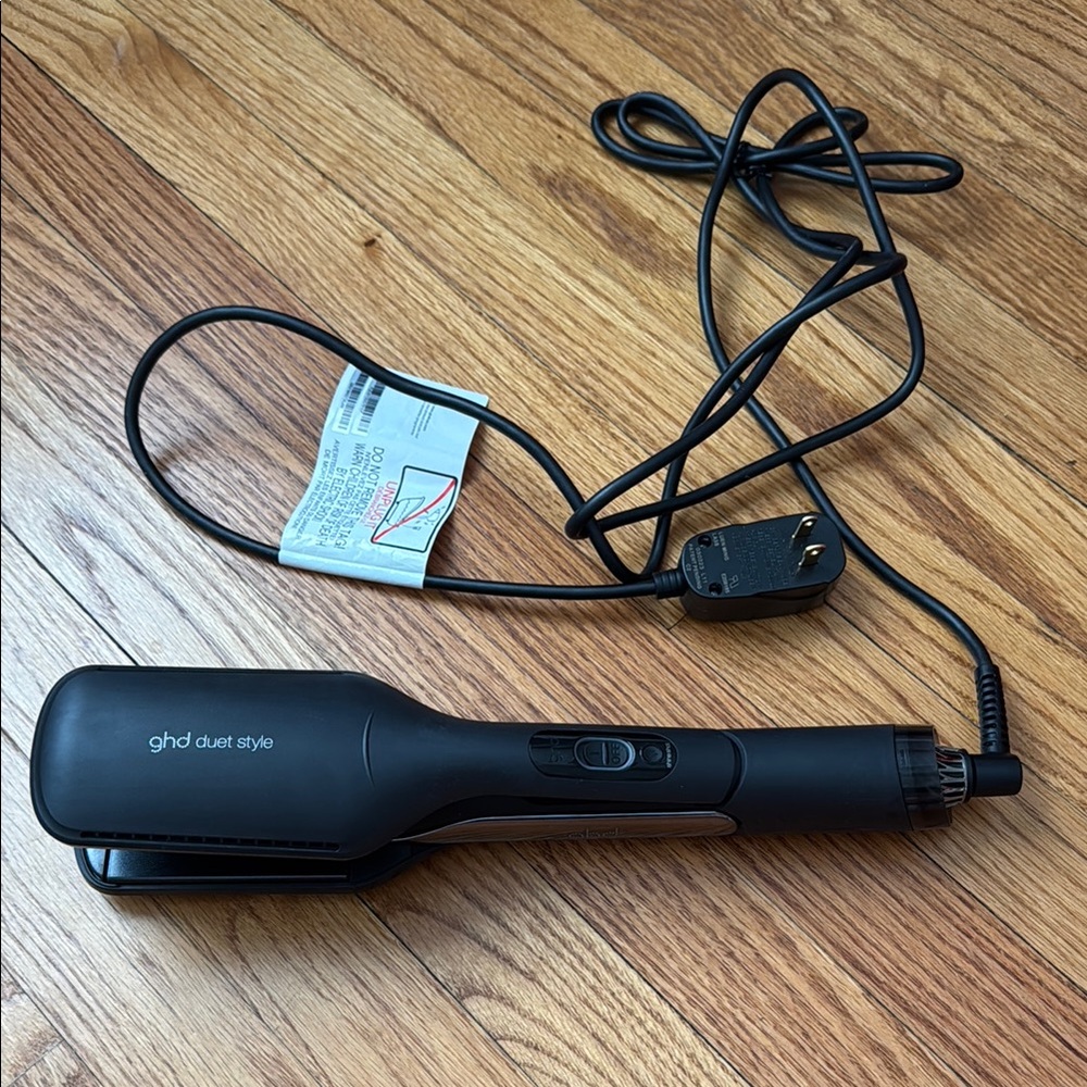 GHD DUET STYLE 2-IN-1 HOT AIR STYLER